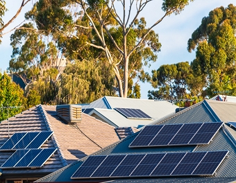 Es probable que el impulso del almacenamiento solar y de baterías continúe hasta 2024
